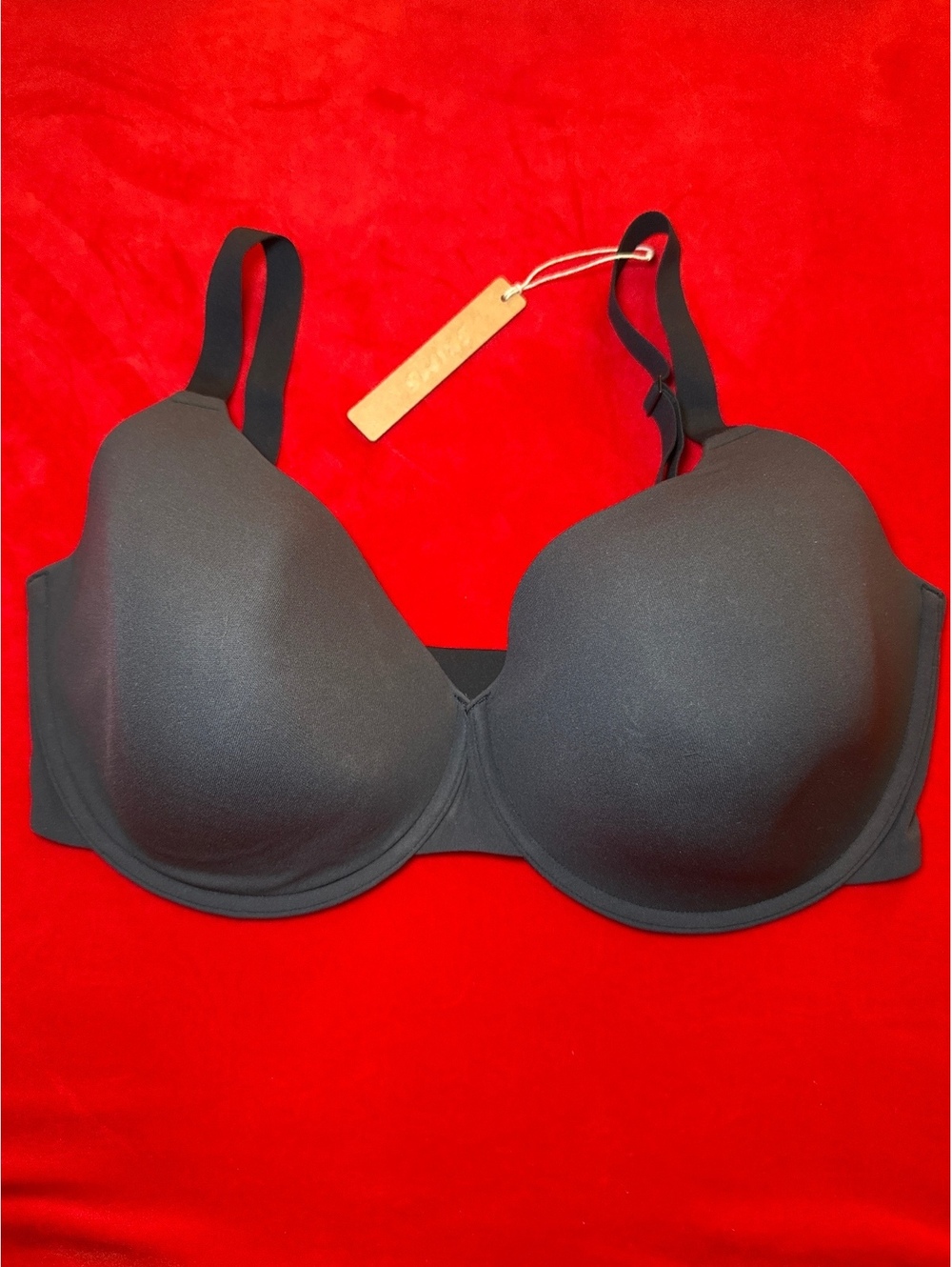 Skims Fits Everybody T Shirt Bra Color ONYX Size 38DDD